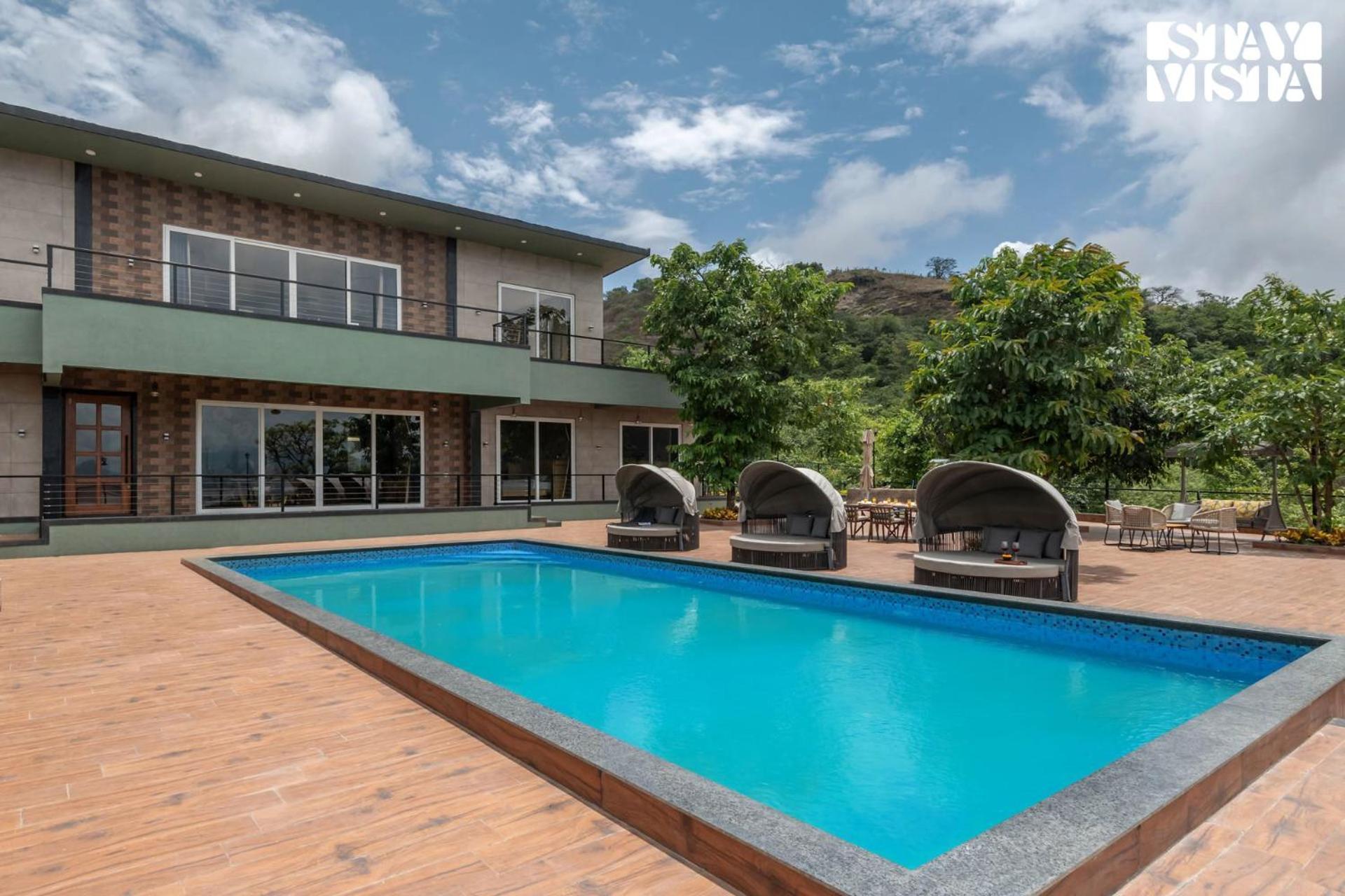 Stayvista At La Nirvana With Pool, Music Speaker & Indoor-Outdoor Game Лонавла Екстер'єр фото